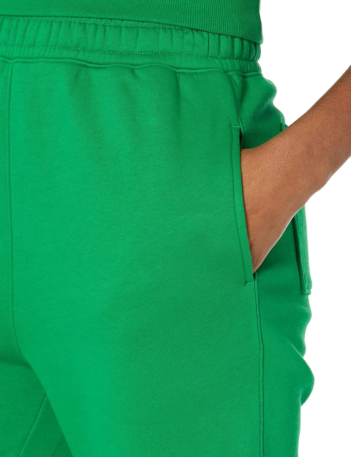 Amazon Essentials Women's Relaxed Jogger (Available in Plus Size)