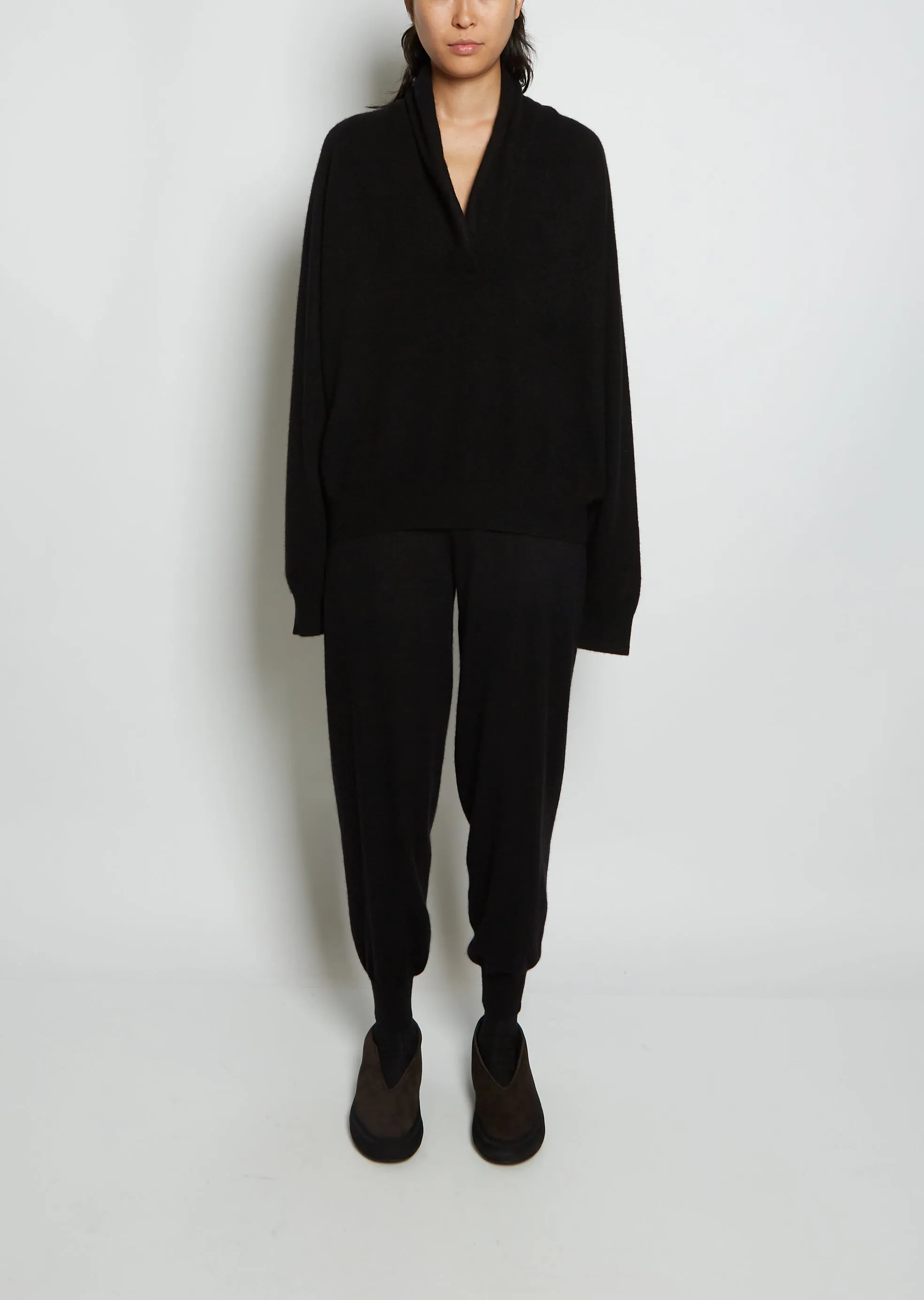 Hamza Cashmere Sweater — Black