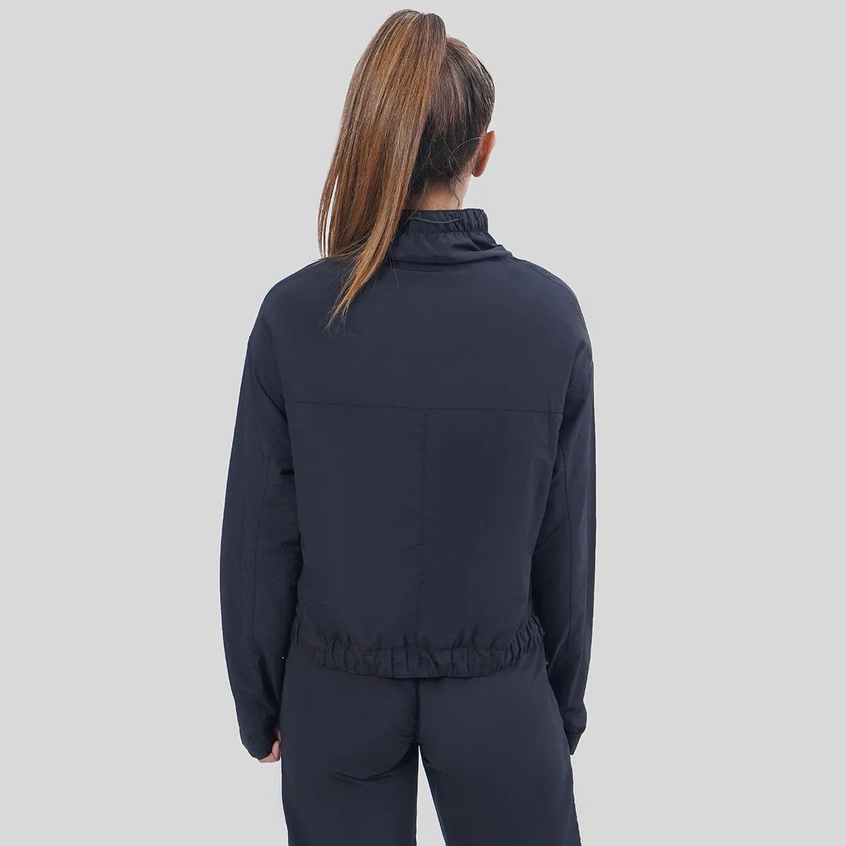 Recharge Woven Crop Pullover (Black)